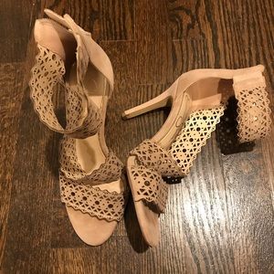 jessica simpson heels